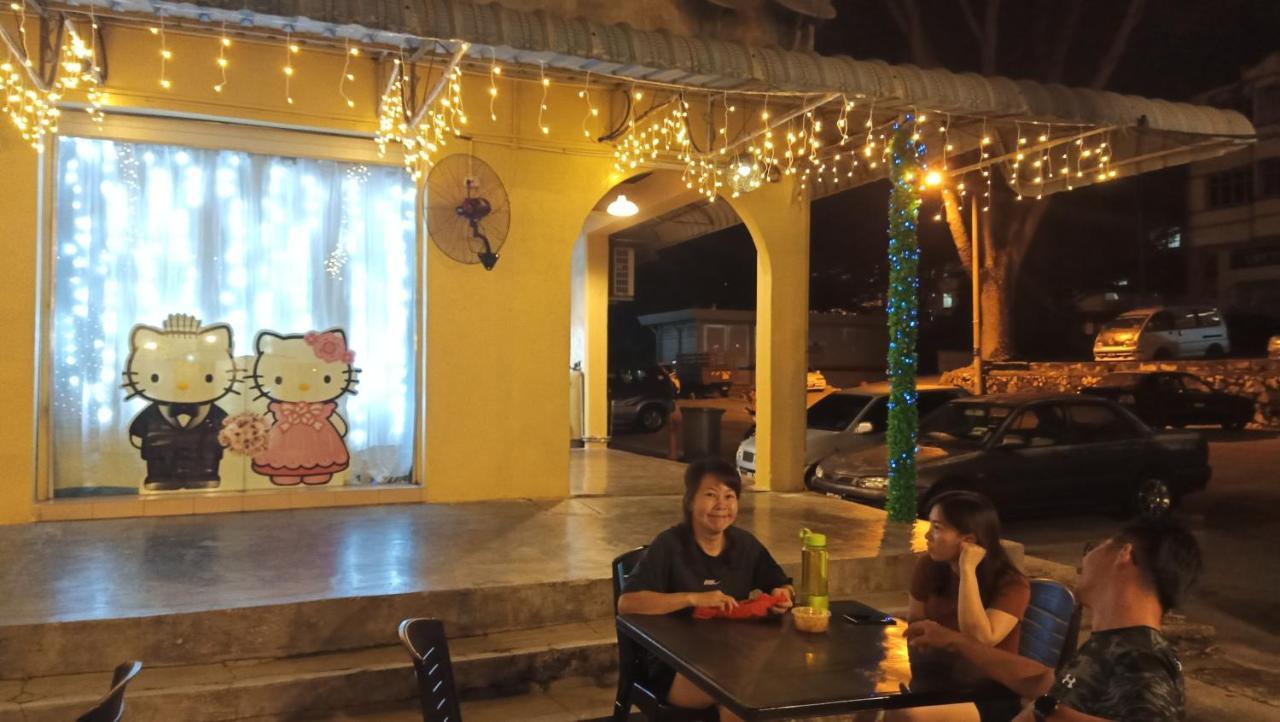 Snoopy Two Bedroom Batu Pahat