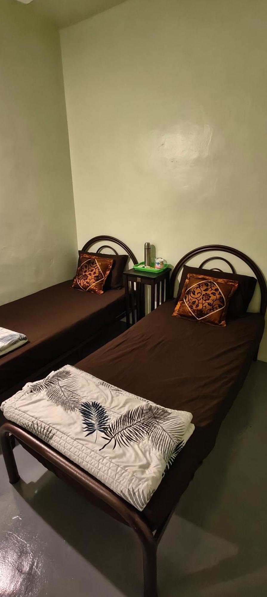 Snoopy Two Bedroom * Batu Pahat